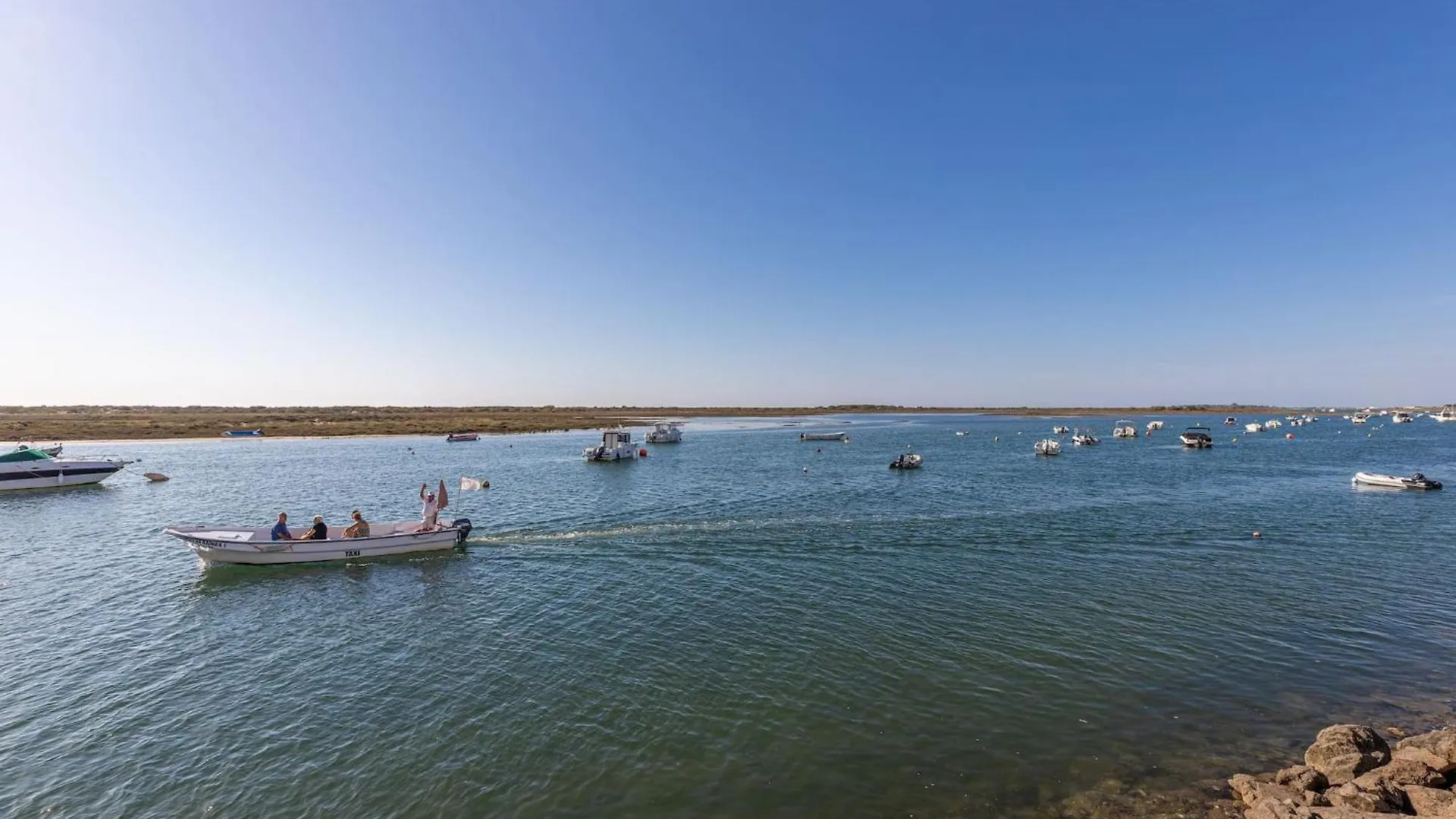 Apartment Boardwalk-Gorgeous River Front Views Cabanas De Tavira Portugal