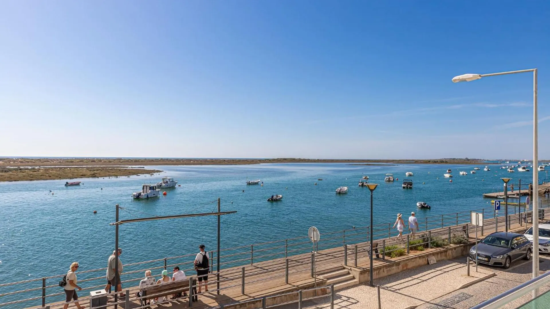 Apartment Boardwalk-Gorgeous River Front Views Cabanas De Tavira 0*,