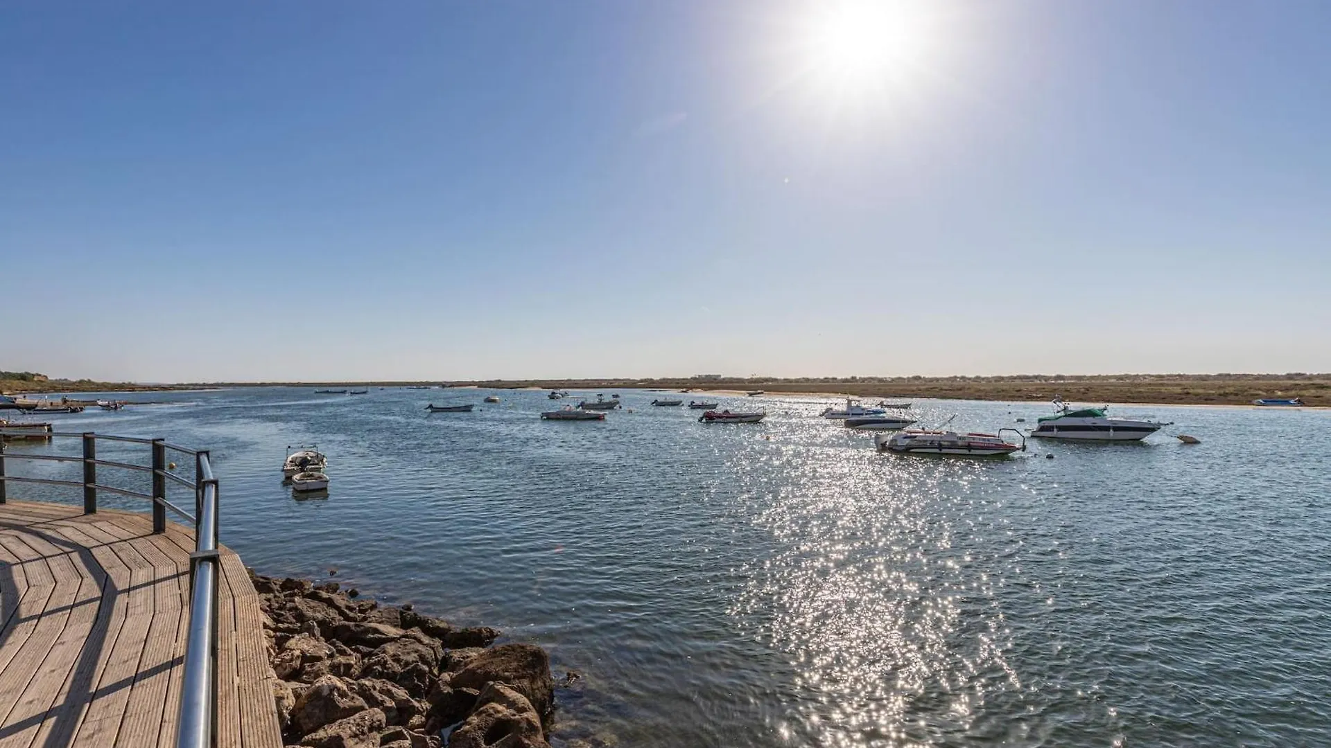 Apartment Boardwalk-Gorgeous River Front Views Cabanas De Tavira